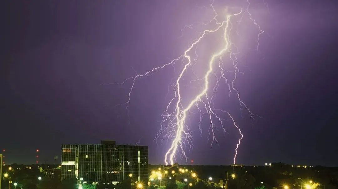 雷電預(yù)警系統(tǒng)組成為什么要用大氣電場儀？